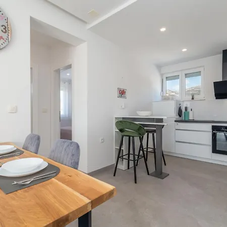 M&m 2 By Interhome Apartament *